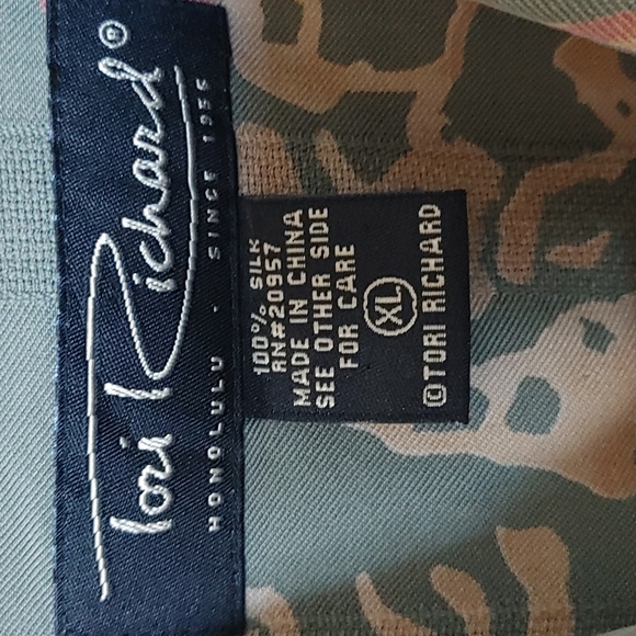 Mens Hawaiian Shirt - Picture 5 of 8